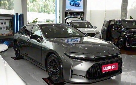 Toyota Crown, 2025 год, 8 600 000 рублей, 3 фотография