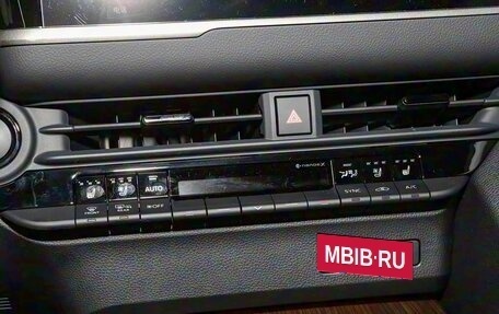 Toyota Crown, 2025 год, 8 600 000 рублей, 10 фотография