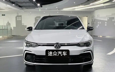 Volkswagen Golf VIII, 2022 год, 1 310 000 рублей, 2 фотография