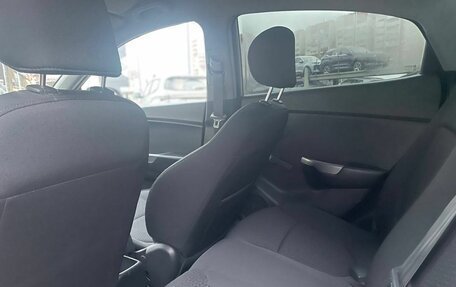 KIA Rio III рестайлинг, 2014 год, 800 000 рублей, 12 фотография