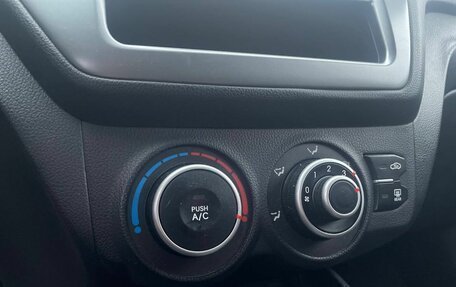 KIA Rio III рестайлинг, 2014 год, 800 000 рублей, 13 фотография