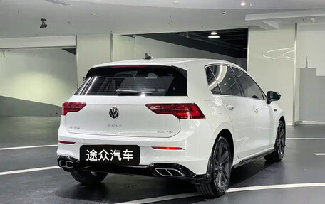 Volkswagen Golf VIII, 2022 год, 1 310 000 рублей, 6 фотография