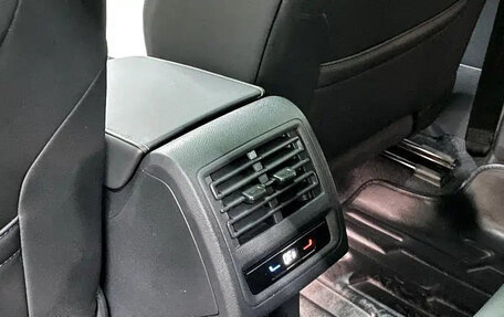 Volkswagen Golf VIII, 2022 год, 1 310 000 рублей, 23 фотография