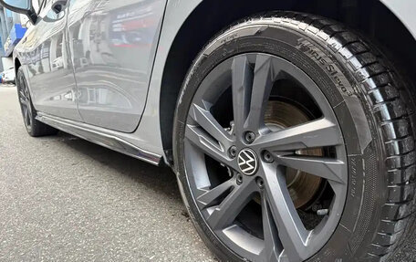 Volkswagen Golf VIII, 2022 год, 1 300 000 рублей, 6 фотография