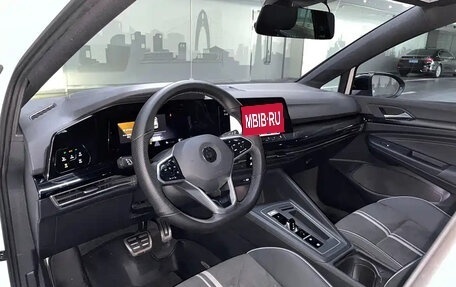 Volkswagen Golf VIII, 2022 год, 1 310 000 рублей, 20 фотография