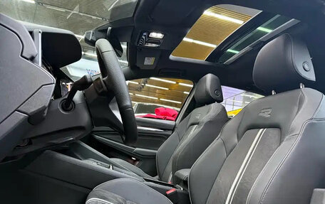 Volkswagen Golf VIII, 2022 год, 1 300 000 рублей, 11 фотография