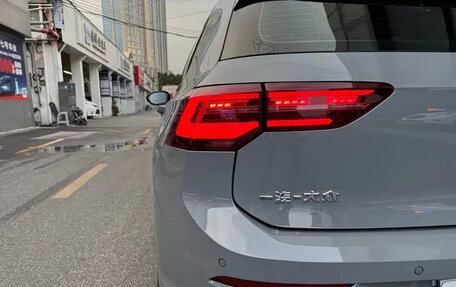 Volkswagen Golf VIII, 2022 год, 1 300 000 рублей, 25 фотография