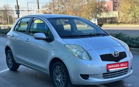 Toyota Yaris III рестайлинг, 2006 год, 640 000 рублей, 3 фотография