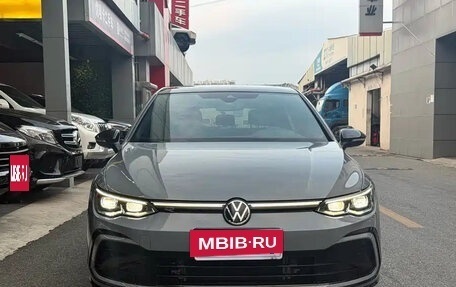 Volkswagen Golf VIII, 2022 год, 1 300 000 рублей, 23 фотография