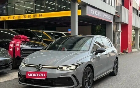 Volkswagen Golf VIII, 2022 год, 1 300 000 рублей, 21 фотография