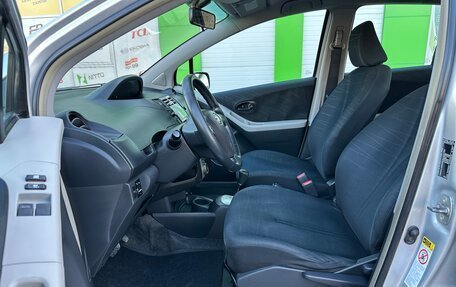 Toyota Yaris III рестайлинг, 2006 год, 640 000 рублей, 16 фотография