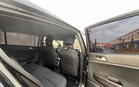 KIA Sportage IV рестайлинг, 2018 год, 1 950 000 рублей, 11 фотография