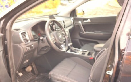 KIA Sportage IV рестайлинг, 2018 год, 1 950 000 рублей, 15 фотография