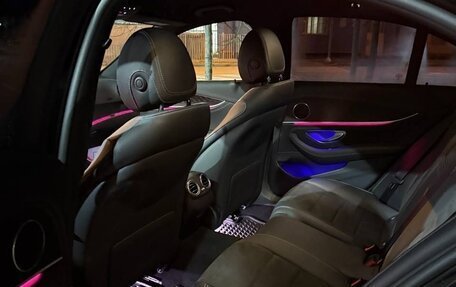 Mercedes-Benz E-Класс, 2021 год, 5 700 000 рублей, 9 фотография