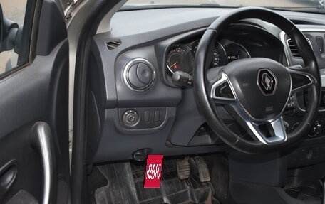 Renault Logan II, 2019 год, 985 000 рублей, 9 фотография