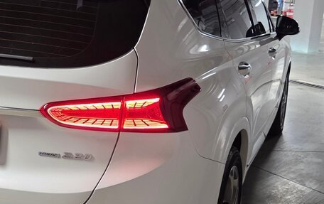 Hyundai Santa Fe IV, 2018 год, 4 400 000 рублей, 24 фотография