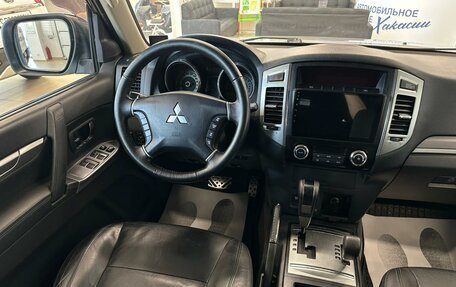 Mitsubishi Pajero IV, 2015 год, 2 699 900 рублей, 14 фотография