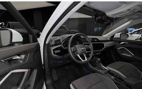 Audi Q3, 2025 год, 5 882 800 рублей, 10 фотография