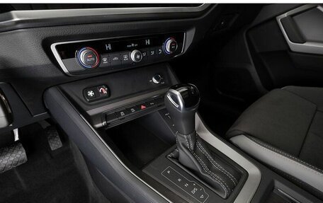 Audi Q3, 2025 год, 5 882 800 рублей, 11 фотография