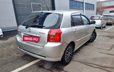 Toyota Corolla, 2004 год, 450 000 рублей, 4 фотография