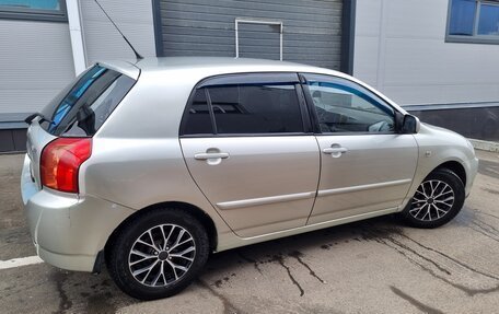 Toyota Corolla, 2004 год, 450 000 рублей, 10 фотография