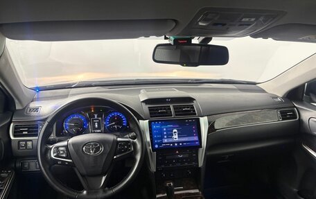 Toyota Camry, 2016 год, 2 500 000 рублей, 16 фотография