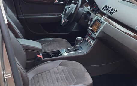 Volkswagen Passat B7, 2013 год, 1 050 000 рублей, 17 фотография