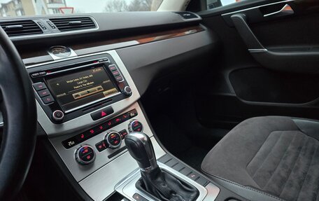 Volkswagen Passat B7, 2013 год, 1 050 000 рублей, 19 фотография