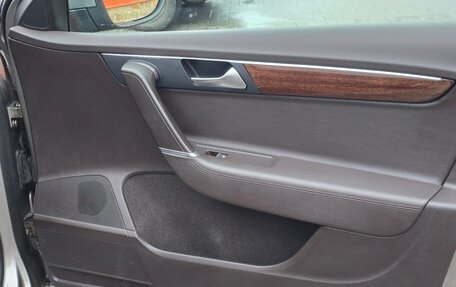 Volkswagen Passat B7, 2013 год, 1 050 000 рублей, 31 фотография