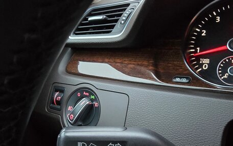 Volkswagen Passat B7, 2013 год, 1 050 000 рублей, 37 фотография