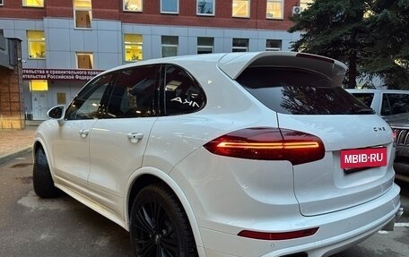 Porsche Cayenne III, 2015 год, 4 590 000 рублей, 2 фотография
