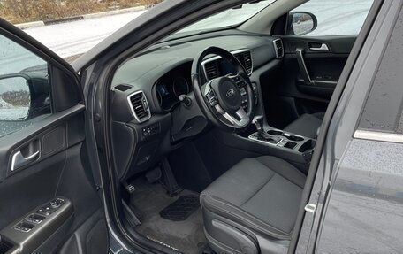 KIA Sportage IV рестайлинг, 2018 год, 2 700 000 рублей, 12 фотография