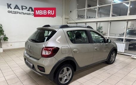 Renault Sandero II рестайлинг, 2021 год, 1 095 000 рублей, 2 фотография