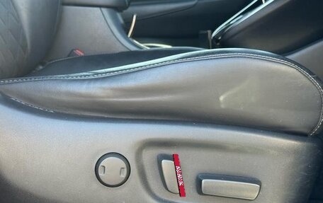 Toyota Harrier, 2019 год, 1 943 000 рублей, 10 фотография