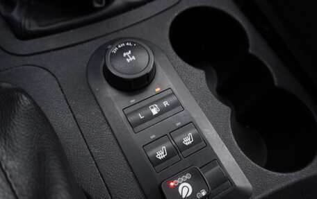 ЛуАЗ Patriot, 2014 год, 717 000 рублей, 16 фотография