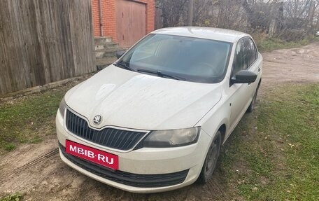 Skoda Rapid I, 2015 год, 660 000 рублей, 2 фотография