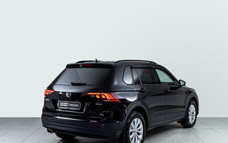 Volkswagen Tiguan II, 2020 год, 2 891 000 рублей, 4 фотография