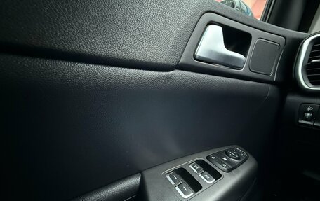 KIA Sportage IV рестайлинг, 2018 год, 2 200 000 рублей, 16 фотография