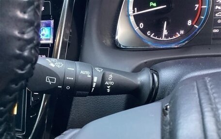 Toyota Harrier, 2019 год, 1 832 000 рублей, 9 фотография