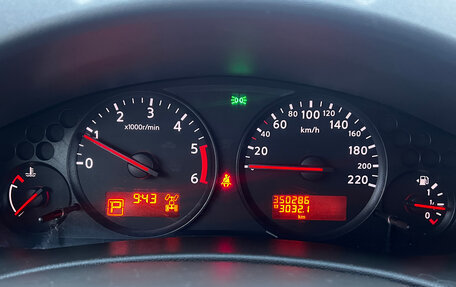 Nissan Navara (Frontier), 2012 год, 1 200 000 рублей, 26 фотография