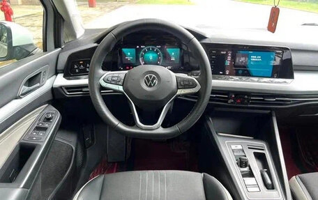 Volkswagen Golf VIII, 2021 год, 1 550 000 рублей, 8 фотография