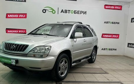 Lexus RX IV рестайлинг, 2001 год, 672 000 рублей, 1 фотография