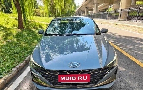 Hyundai Elantra, 2021 год, 1 290 000 рублей, 2 фотография