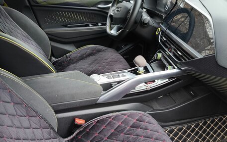 Geely Tugella FY11, 2023 год, 3 060 000 рублей, 10 фотография