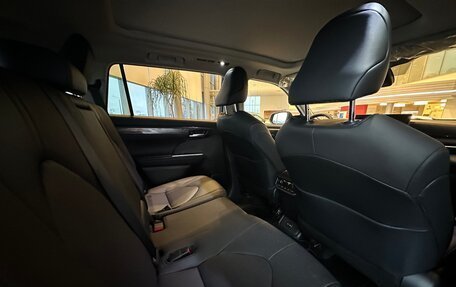 Toyota Highlander, 2025 год, 6 500 000 рублей, 8 фотография