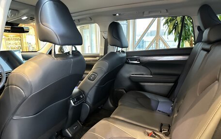 Toyota Highlander, 2025 год, 6 500 000 рублей, 11 фотография