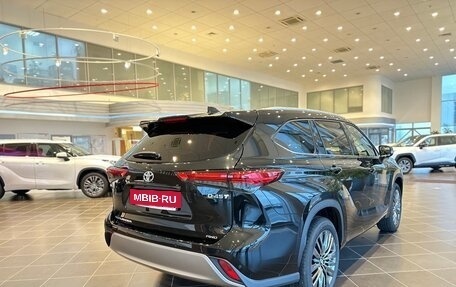 Toyota Highlander, 2025 год, 6 500 000 рублей, 3 фотография