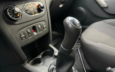 Renault Sandero II рестайлинг, 2015 год, 890 000 рублей, 15 фотография