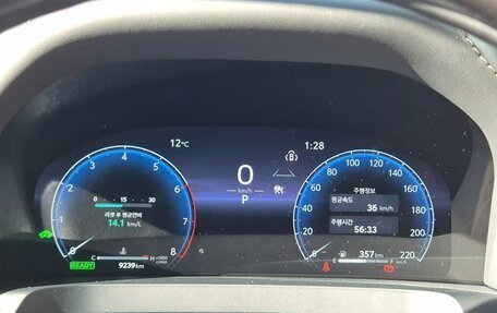 Toyota Alphard, 2025 год, 13 600 000 рублей, 16 фотография