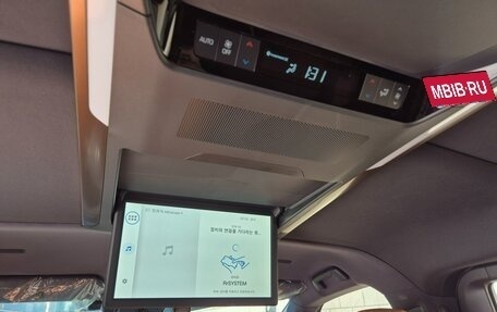 Toyota Alphard, 2025 год, 13 600 000 рублей, 14 фотография